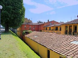 Stay Central in Historic Lucca