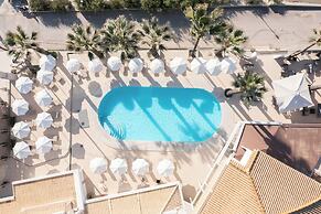 Cameo Beach Resort