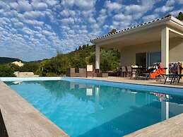 Villa L'esquirol With View and Pool