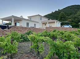 Villa L'esquirol With View and Pool