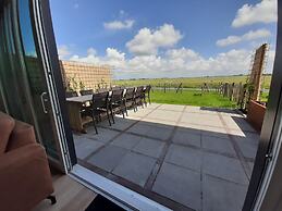 Family-friendly Villa in Leons