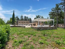Belvilla by OYO Villa Serra Alta 16