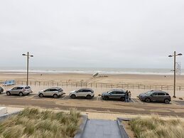 Aparment With View, Middelkerke