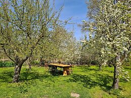 Krusenhagen Apartment With Garden