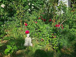Krusenhagen Apartment With Garden