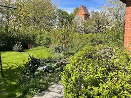 Krusenhagen Apartment With Garden