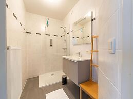 Chic Flat Near Ostend Beach