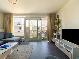 Chic Flat Near Ostend Beach