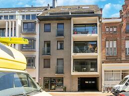 Chic Flat Near Ostend Beach