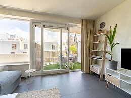 Chic Flat Near Ostend Beach