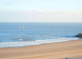 Chic Flat Near Ostend Beach