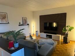 Lovely Apartment Near the Water