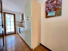 Beachside Holiday Home in Porto Santa