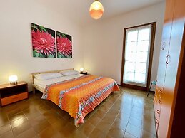 Beachside Holiday Home in Porto Santa