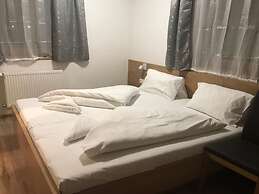 Spacious Holiday Home in Zell am See