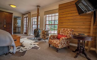 Silvermist Hotel