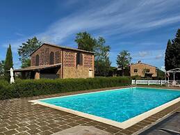 Villa With Terrace and Pool