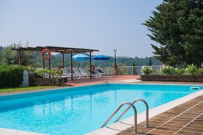 Tuscany Stay With Pool