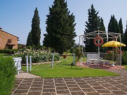 Tuscany Stay With Pool