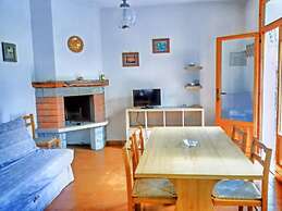 Apartment With Private Garden