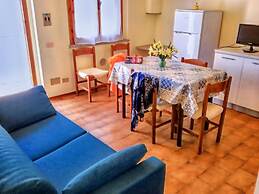 Apartment 200m From the sea