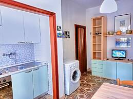 Amazing Apartment With Garden