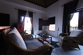 Bali at Scenic Haven Lodge