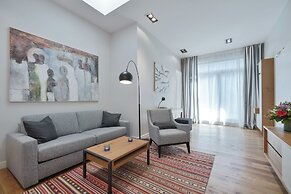 Downtown Apartments Living