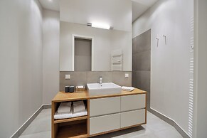 Downtown Apartments Living