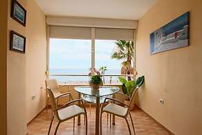 Tess Apartamento Frontbeach La Roca Chica