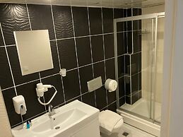 Alfa Apart Hotel