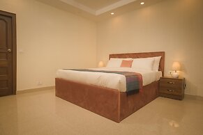 Oakwood Forest Retreat