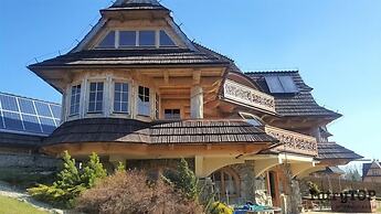 TatryTop Panorama Lux jacuzzi sauna
