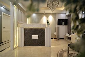 Prestige pyramids inn