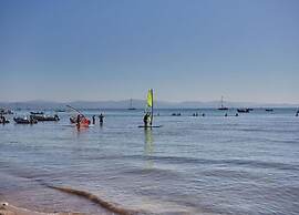 Apartment in Giens With Pool & Beach Access