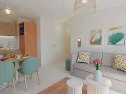 Apartment in Giens With Pool & Beach Access