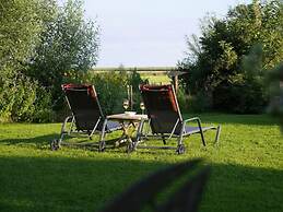 am Westerdeich Comfortable Holiday Residence