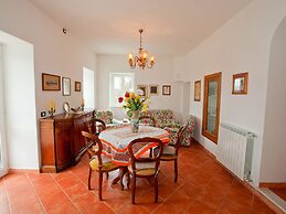 Rustic Cottage Charm in Liguria
