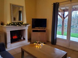 Spacious Villa With Garden and Pool