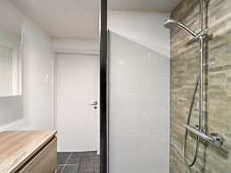 Ideal Holiday Home With Garage