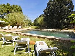 Finca in Sencelles With Pool and Garden