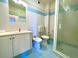 Apartment in Caorle Near Sea Beach & Pool
