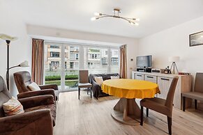 Bright 2-bedroom Apartment