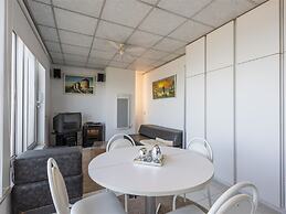 Apartment on Zeedijk With Sea Views