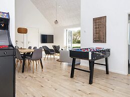5 Star Holiday Home in Romo