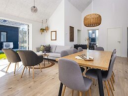 5 Star Holiday Home in Romo