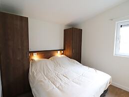 Chalet With Shared Pool Near Giethoorn