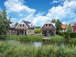 Holiday Home by Lake Beach Simonshaven