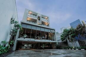Jiro Hotel