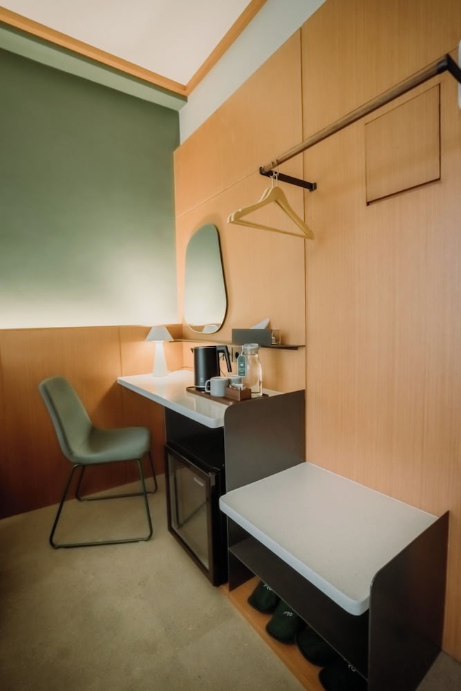 Jiro Hotel